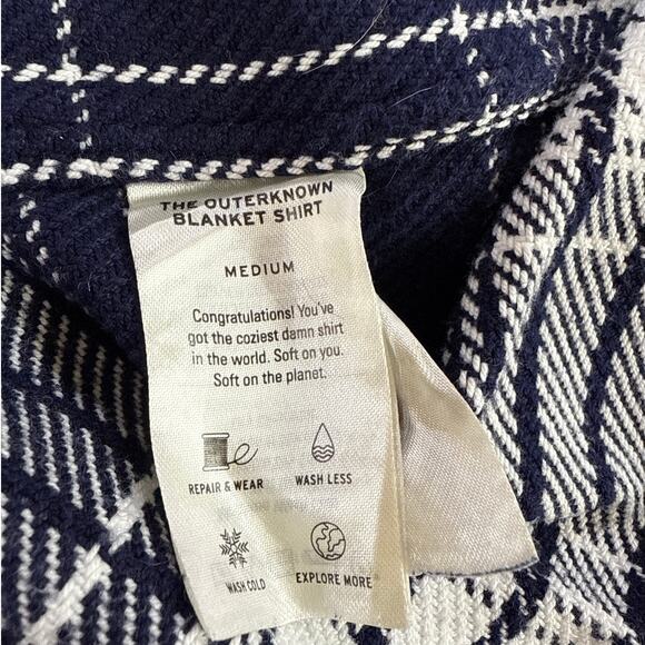 Outerknown Men's Blanket Button Shirt Size Medium - Picture 4 of 7